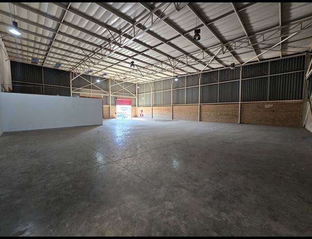 400M² WAREHOUSE TO LET IN MEADOWDALE